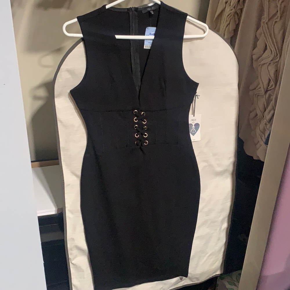 Iris black dress